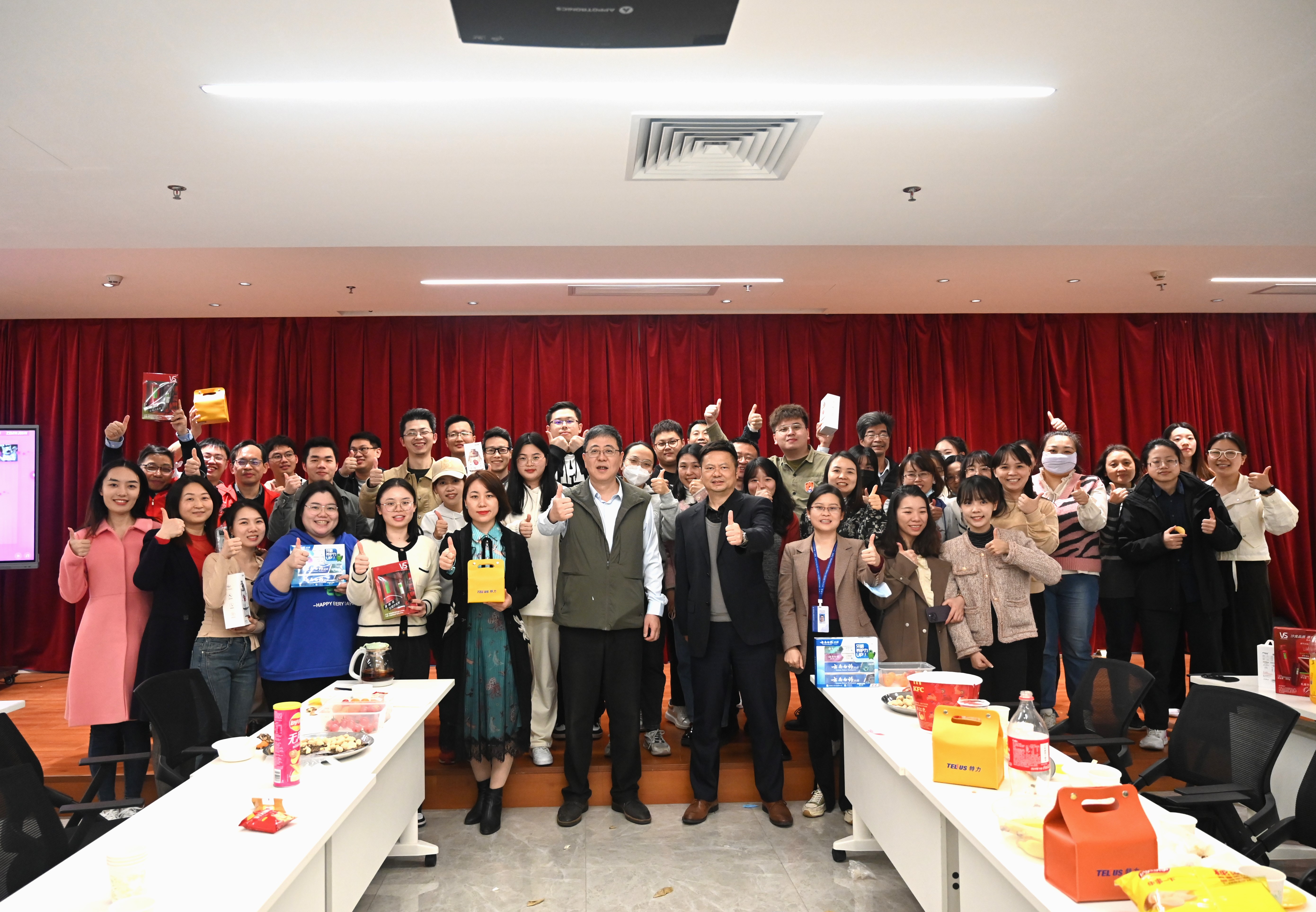 “新元肇启，奋斗正当时”主题元宵节活动暨一季度员工生日会圆满举办